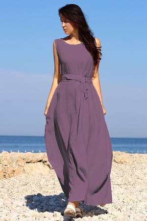 Czeska długa sukienka Lotika jest uszyta z naturalnego miękkiego 100% lnu wyśmienity właściwości naturalnych
